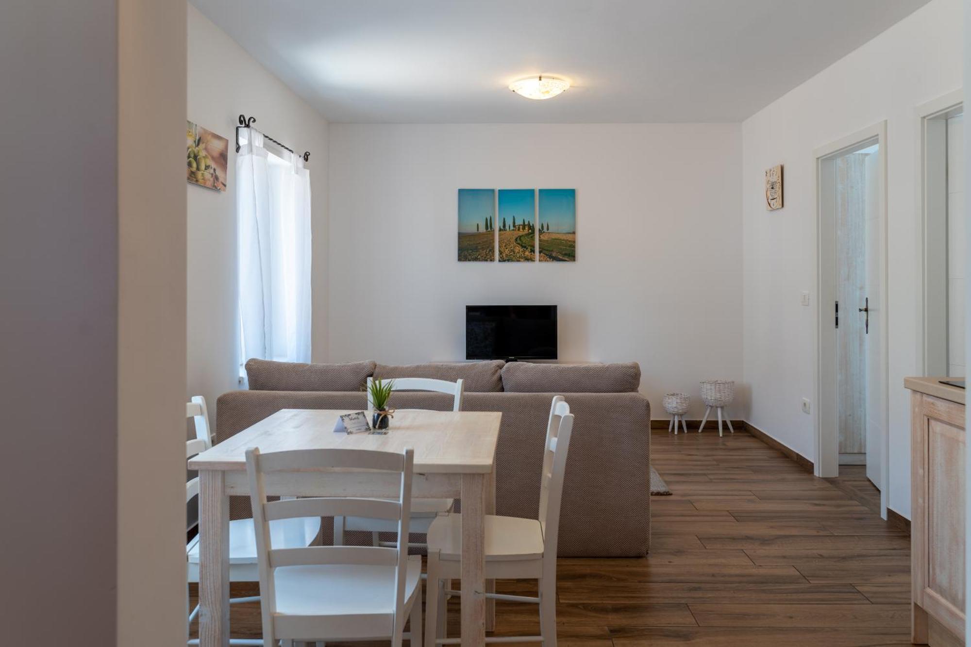 Hotel Stara Sola - Oleander Resort Korte Екстер'єр фото
