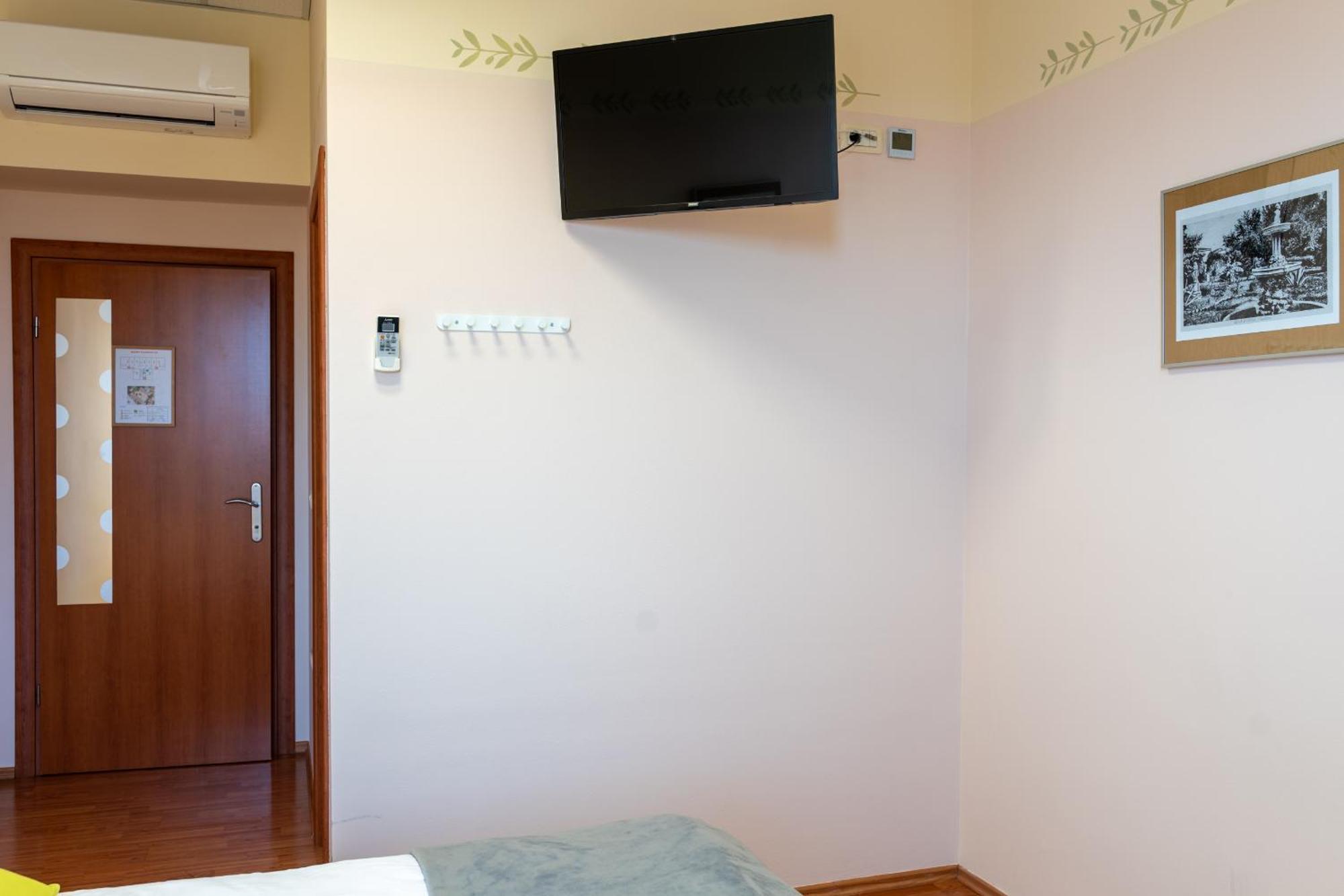Hotel Stara Sola - Oleander Resort Korte Екстер'єр фото