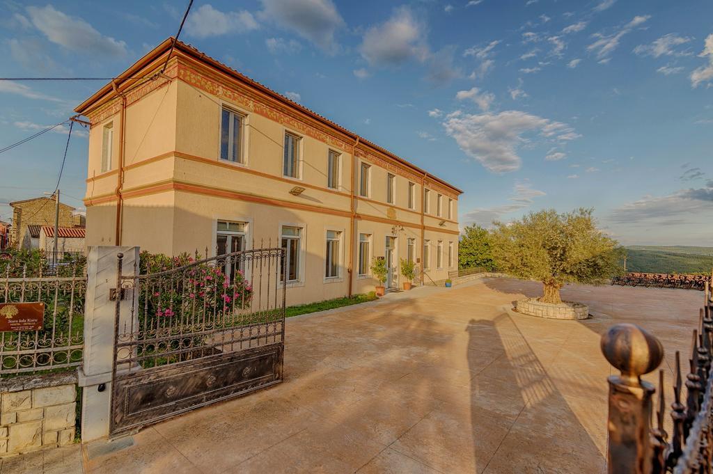 Hotel Stara Sola - Oleander Resort Korte Екстер'єр фото